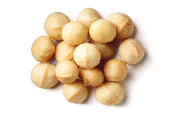 macadamia raw